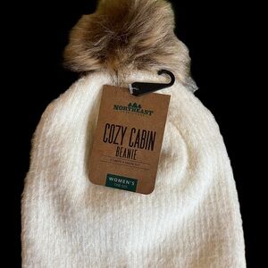 NWT Northeast Cozy Cabin Beanie with Faux Fur Pom